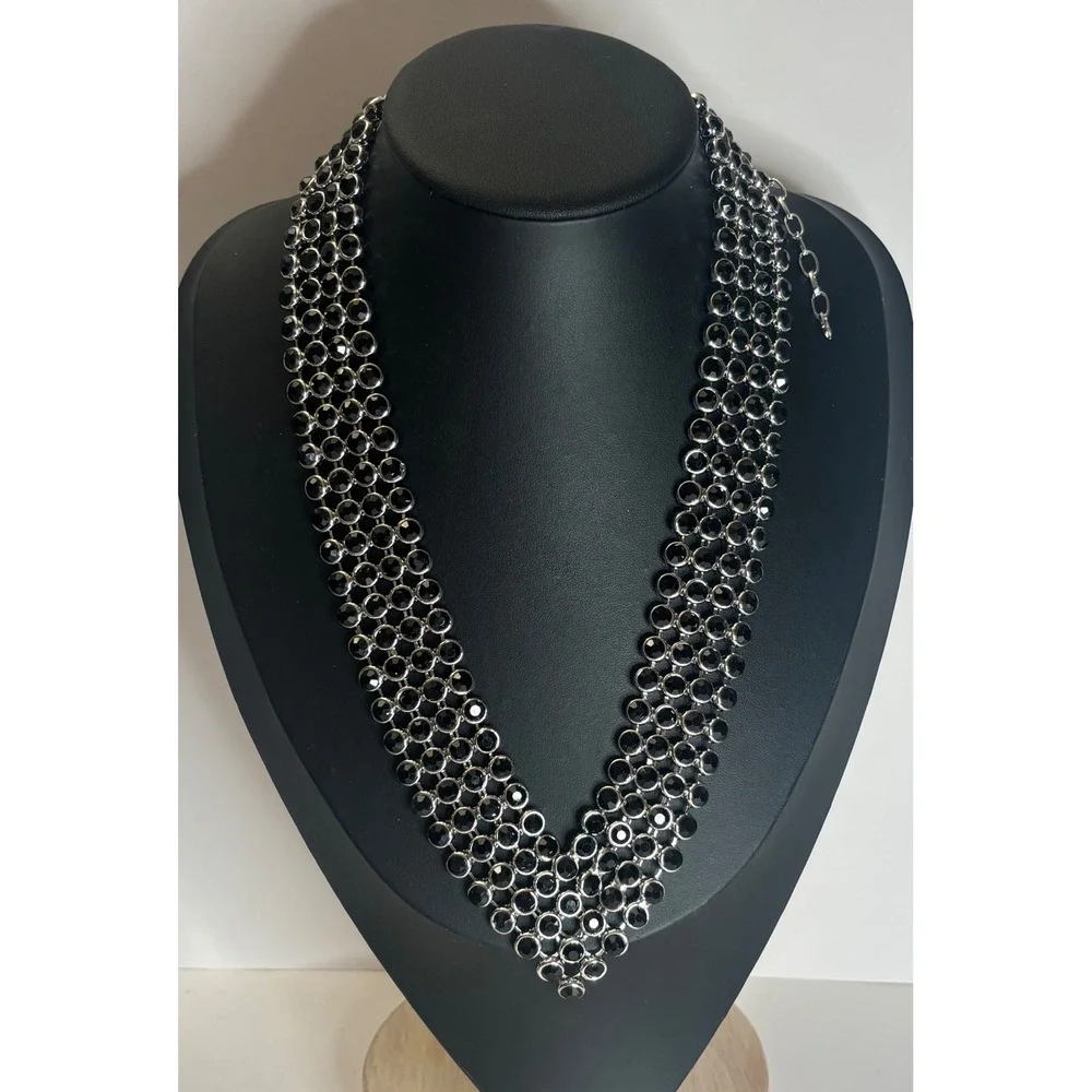 Black Rhinestone V Shape Statement Necklace Silver Tone Mesh Bib Collar 23 Inch